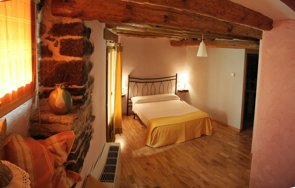 Antigua Casa Catones Hotel Huesca Bagian luar foto