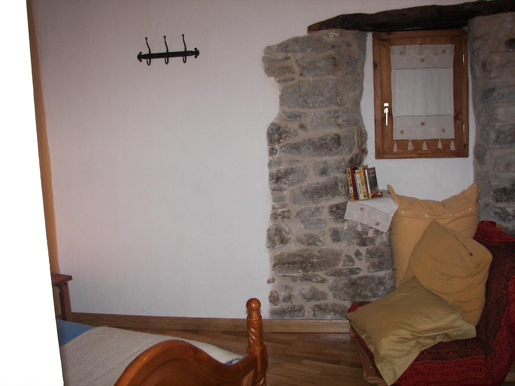 Antigua Casa Catones Hotel Huesca Ruang foto